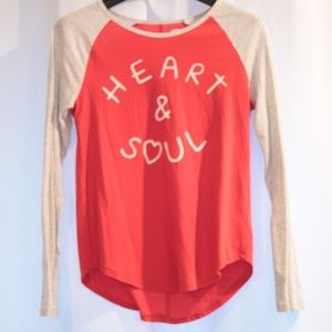 Old Navy Long Sleeve T-shirt